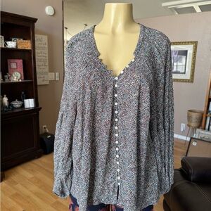 Universal Thread multicolored long sleeve Vneck blouse-size XL